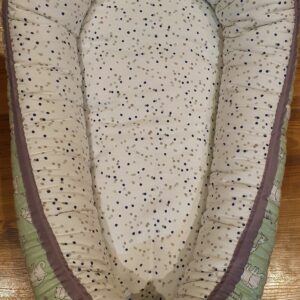 Baby nest green animal , dotty inside