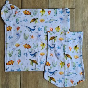 Ocean, wrap, hat and sack