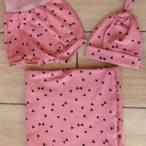 dusty pink and triangle set